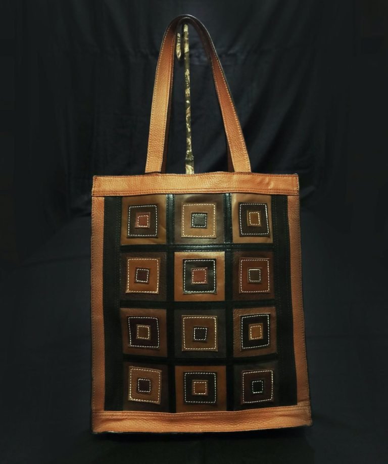 Tas Oniete 1